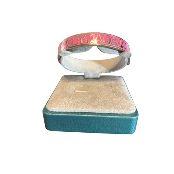 Marc By Marc Jacobs Pink Logo Enamel Hinged Bangle Bracelet Jewelry - Picture 2 of 9